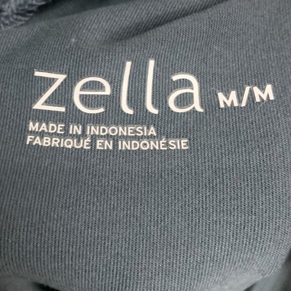 Zella Sweatshirt Size Medium Full Zip Up Long Sleeved Gray Black Thumbholes - Picture 3 of 3